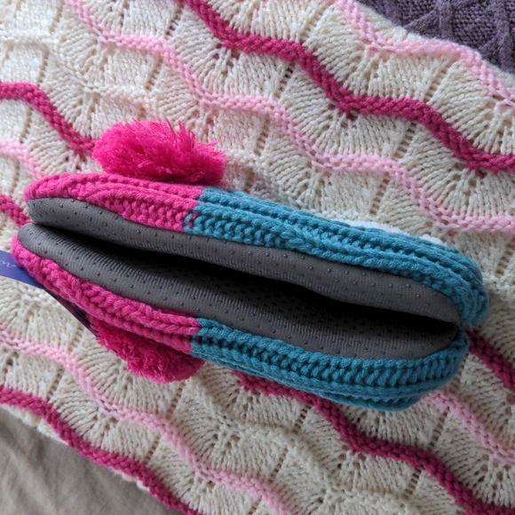 Muk Luks Women's Ballerina Slippers - pink and teal. New with tags. - Picture 4 of 4